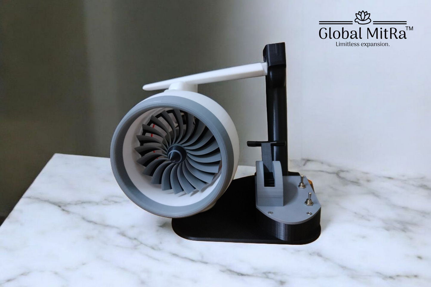 Functional Jet Engine Model with Smoke Effect, Reverse Thrust & LED – Premium Aviation Gift for AME Students, Institutes & Aviation Lovers – Global MitRa™