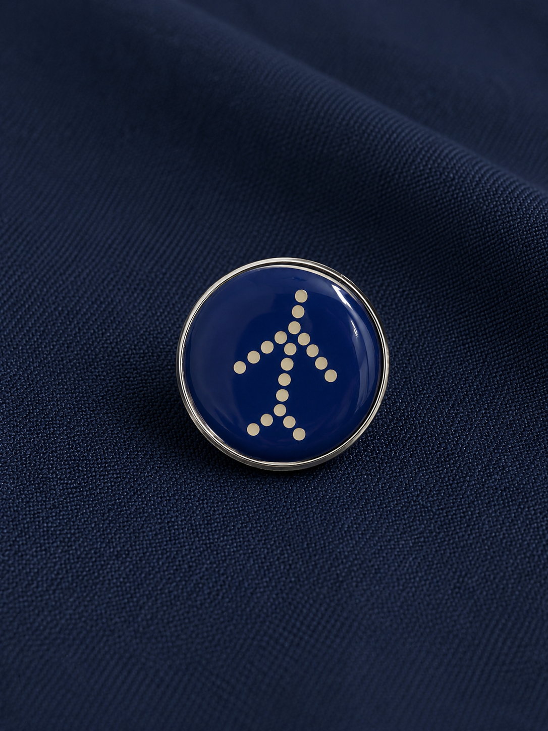 IndiGo Logo Lapel Pin – Premium Round Metal Badge | Global MitRa